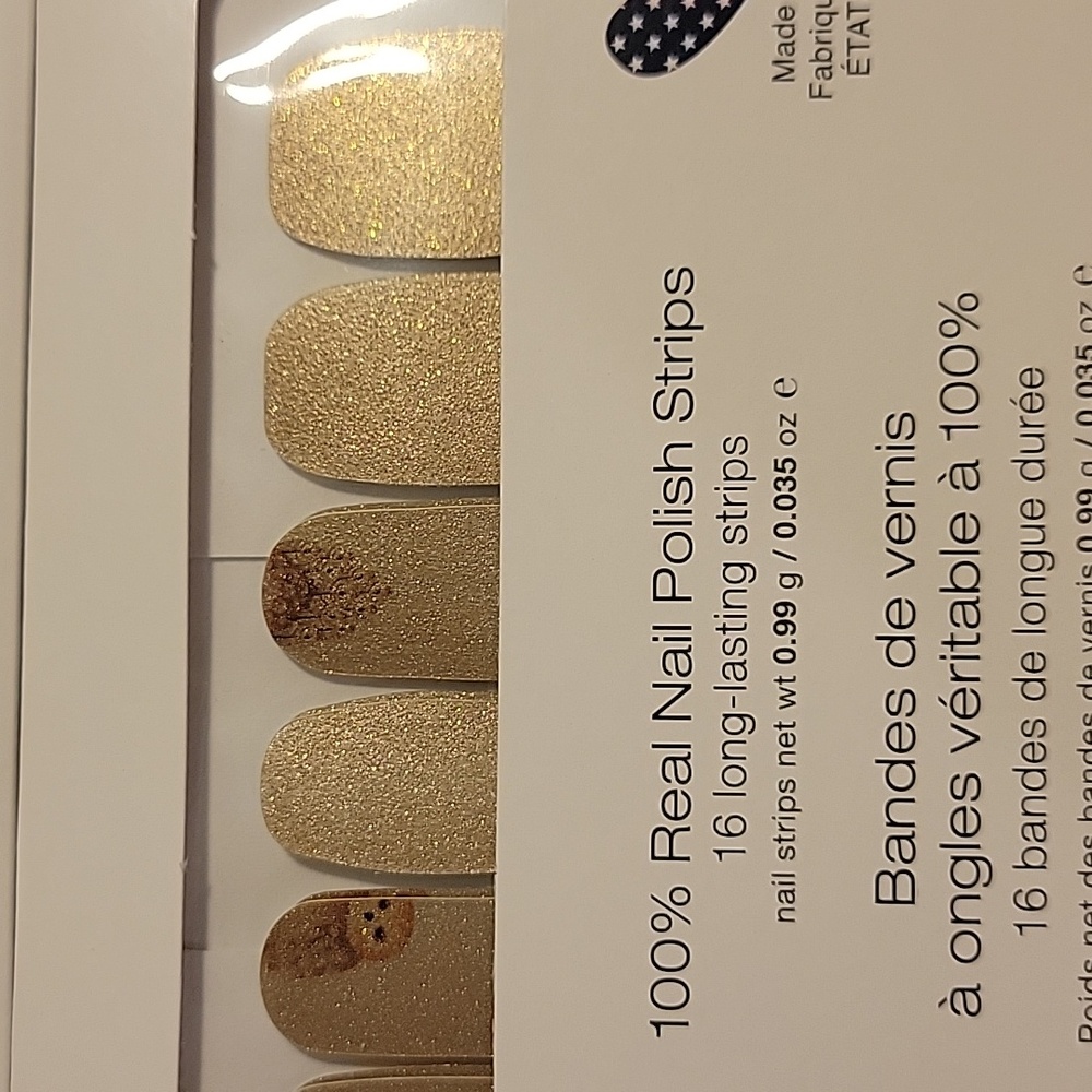 Color street nail strip